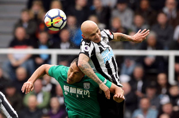 接受媒體採 接受媒體採