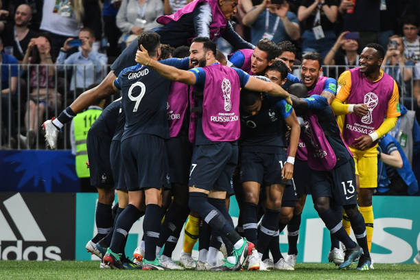 相比起在马 相比起在马