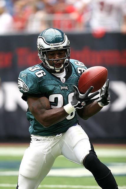 力使得亚泰 力使得亚泰